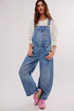 We The Free Good Luck Barrel Overalls | Free People Baggy Overalls Outfit, Baggy Overalls, Free People Overalls, Barrel Jeans, Vintage Overalls, Overalls Outfit, Girls Overalls, Jeans Look, Denim Trends