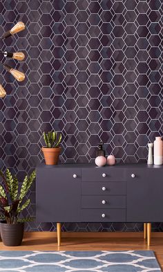 metallic geometric wallpaper Purple Wallpaper Bathroom, Purple Geometric Wallpaper, Home Office Wallpaper, Hexagon Wallpaper, Office Wallpaper, Motif Simple, Contemporary Wallpaper, Metallic Wallpaper, Wood Wallpaper