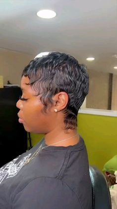 Style Q Hair | Stunning...Style Q showcasing the absolute best in beauty hair @kennycolesalon #shorthair #atlantahairstylist #beauty #color #cut #design… | Instagram Honey Blonde Pixie Cut, Fantasia Hairstyles, Black Women Pixie Haircut, Pixie Cuts For Black Women, Natural Hair Bob Cut, Pixie Haircut For Black Women, Pixie Cut Black Women, Short Black Haircuts, Finger Waves Short Hair