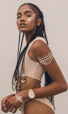 @anakayla Aesthetic Face Paint Ideas, Romani Make Up, Indigenous Makeup, Spiritual Portrait, Tribe Makeup, African Face Paint, Desert People, Warrior Makeup, African Makeup