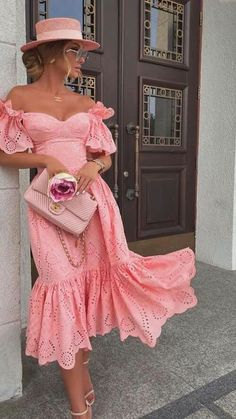 What To Wear To A Tea Party [2023]: 40+ Modern & Classy Tea Party Outfits To A High Tea, Afternoon Tea And More Celebration Dress, Derby Attire, Chique Outfit, Derby Outfits, Fest Outfits, Elegant Party Dresses