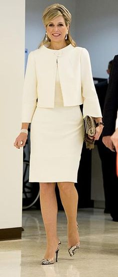 Queen Maxima, Countess of Wessex, Queen Letizia and Princess Victoria: Gallery of the week's best royal style - Foto 2 Chique Outfits, Office Outfit, Royal Style, Queen Maxima, Queen Letizia, Work Attire, Royal Fashion, Mode Inspiration, Classy Dress