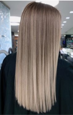 Balayage Straight Hair, Blonde Hair With Roots, Perfect Blonde Hair, Relief Painting, Summer Blonde Hair, Ombre Hair Blonde, Cool Blonde Hair, Brunette Hair With Highlights, Straight Blonde Hair