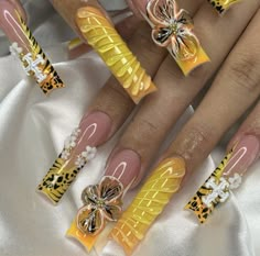 Hairstyles Birthday, Yellow Nails Design, Travel Ootd, Leopard Print Nails, Heart Nail, Acrylic Nail Ideas, Dope Nail Designs, Really Cute Nails