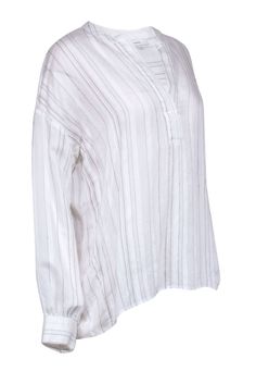 Comfort meets style in this versatile tunic top by Vince. With an oversized fit and semi-sheer fabric, it is a breathable option in all seasons. Dress it up with statement jewelry and heels for a polished look, or keep it casual with flats and a crossbody bag for a relaxed weekend. Size M 72% Rayon, 27% Nylon, 1% Polyester Oversized fit Tunic silhouette Open V-neck Semi sheer Bust 46" Waist 50" Shoulder to hem 26" Sleeve length 20" Fitted Tunic, Buy Shoes Online, Contemporary Outfits, Sheer Fabric, Tunic Shirt, Long Sleeve Tunic, Sheer Fabrics, Polished Look, Sweater Weather