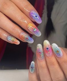 Spring Nails Brown, Spring Nails Designs 2023, Spring Nails Easy, Nails Brown Skin, Nails For Pale Skin, Coachella Nails, Spring Nails Ideas, Rave Nails, Nails Brown