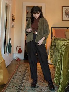 Casual Dress Office Outfit, Gen Z Goth Fashion, Teachers Fall Outfits, Portland Oregon Womens Fashion, Nonbinary Bridesmaid Outfit, Professional Vintage Outfits, Fall Art Teacher Outfits, Teacher Outfits Masc, Earthy Colour Outfits