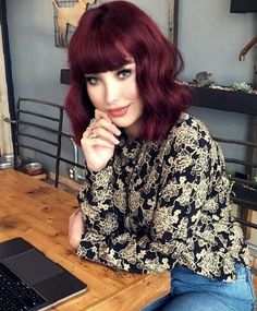 Short Red Hair, Bold Hair Color, Spring Hair Color, Burgundy Hair, Hair Makeover