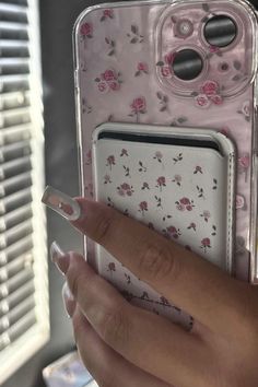 floral phone case Dream Phone, Trendy Cases, Iphone Stand, Floral Iphone Case, Floral Cases, Flower Festival, Iphone Style, Floral Iphone