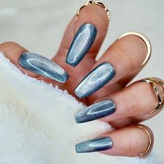 These are the BEST cat eye nails gel, cat eye nails design, cat eye nails acrylic coffin, cat eye nail art ideas and blue velvet nails! We’ve featured the best designs in all the most wanted colors, including these wonderful blue cat eye nails! Silver Cat Eye, Silver Nail Art, Painted Nail Art, Rounded Square, Cat Eye Nails