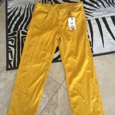 Lev's The Simpson's Sold Out Collab Cotton Thick Wale Corduroy Pants Size 38 Waist Unisex Brand New 32 Length Levi's Simpsons Corduroy Pants Jeans Men Size 38x32 Yellow Cords Stretch New. Yellow Five-pocket Pants For Spring, Spring Yellow Pants With Five Pockets, Levi's Corduroy Pants With Pockets, Levi's Casual Corduroy Bottoms, Levi's Straight Leg Corduroy Bottoms, Levi's Corduroy Bottoms For Fall, Levi's Corduroy Bottoms For Spring, Levi's Straight Leg Corduroy Pants, Levi's Corduroy Straight Leg Pants