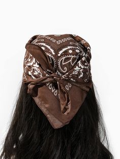 Multicolor  Collar  Poliéster   Embellished Bandana Styling, Women Bandana, Bandana Girl, Vintage Bandana, Paris Inspired, Bandana Styles, Bandana Hairstyles, Hip Hop Outfits, Paisley Pattern