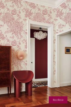 pink big scale floral peel and stick wallpaper for accent wall non-toxic and PVC-free Peel Off Wallpaper Apartments, Pink And White Wall Design, Toile Wallpaper Bedroom Modern, Pink Wallpaper Room, Pink Foyer, Wallpaper French Country, Toile Peel And Stick Wallpaper, Pink Toile Wallpaper, Parisian Wallpaper