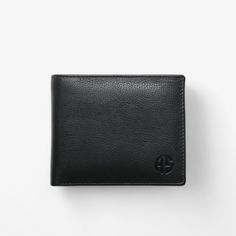 This compact black RFID leather wallet is designed for men who value convenience without compromising on quality. Made from premium calf leather, it offers a sleek and minimalistic look while ensuring your essentials are well organized. Its practical size allows for easy storage in your pocket, making it perfect for everyday use. With built-in RFID-blocking technology, this wallet protects your credit and debit cards from unauthorized scanning, providing added security in crowded places. Key Fea Wallet For Men, Clip Wallet, Debit Cards, Money Clip Wallet, Leather Wallet Mens, Small Wallet, Easy Storage, High Quality Leather, Wallet Men