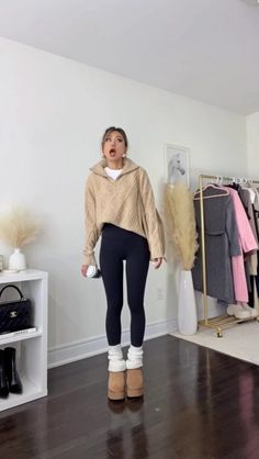 Cute Outfit With Hoodie, Ugg Spring Outfit, Cute Fall Outfits Uggs, Fall Outfits Aesthetic School, Airport Outfit Uggs, Kerina Wang Fall Outfits, Outfits 2024 Fall, Cozy Cute Fall Outfits, Comfy Set Outfit