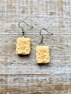 🍜 🍜 🍜 🍜 🍜 🍜 🍜 🍜 🍜 🍜 🍜 Handmade with ramen noodle charms. They measure about 1.75 inches tall. 🍜 🍜 🍜 🍜 🍜 🍜 🍜 🍜 🍜 🍜 🍜 Weird Polymer Clay Earrings, Hannukah Gifts, Ramen Noodles Soup, Silly Earrings, Soup Gifts, Crazy Earrings, Collateral Beauty, Noodles Soup, Earrings Kawaii