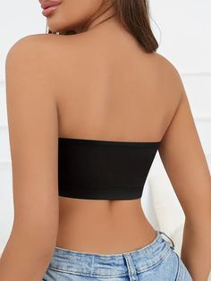 If you are between two sizes. we recommend choosing one size up.A whole new level of comfort - Stretch-soft. wire-free cups and a lining partially made from recycled materials create a stunning strapless bra that's ready to lift on the go. Perfect for one-shoulder. one-shoulder. halter neck. backless! The wireless non-slip invisible push-up bra's super-soft fabric creates a smooth look under clothing. and the wireless design won't dig into your skin like underwire. Strapless Pull-on design Featu Matching Bridesmaid Dresses, Wireless Strapless Bra, Low Cut Outfit, Low Cut Dress, Dress Low Back, Matching Bridesmaids, Strapless Evening Dress, Low Cut Dresses, Strapless Bandeau