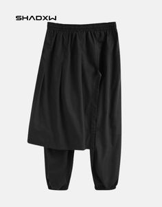 Design: Techwear, Ninja Techwear, Cyberpunk, Military, Futuristic Technical pants: This techwear pants is the perfect garment to complete your Techwear outfit. Suitable for men and women Premium quality: Reinforced seams, comfortable to wear, soft touch Materials: Polyester Machine washable: 30 °C (86 °F) FREE shipping Size(cm) Waist (cm) Waist (in) Length (cm) Length (in) S 78 30.71 88 34.57 M 82 32.28 89 35.04 L 86 33.86 90 35.51 XL 90 35.43 91 35.98 XXL 94 37.01 92 36.46 3XL 98 38.58 93 36.93 Japanese Hakama, Harem Pants Style, Harem Pants Fashion, Hakama Pants, Techwear Pants, Style Harem Pants, Casual Pants Style, Trousers Men, Fall Pants