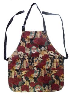 an apron with skulls and roses on it