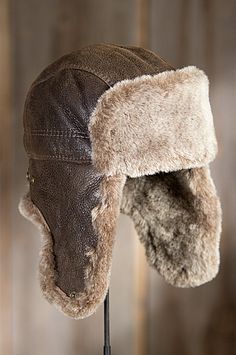 Our classic sheepskin trapper hat gives you everything you expect from a rugged and handsome winter hat. Free shipping + returns. Bff Backgrounds For 2 Spongebob, Trapper Hat Pattern, Sheepskin Hat, Trooper Hat, Hats Style, Fur Mitten, Mad Hat, Fur Hats, Luxury Boots