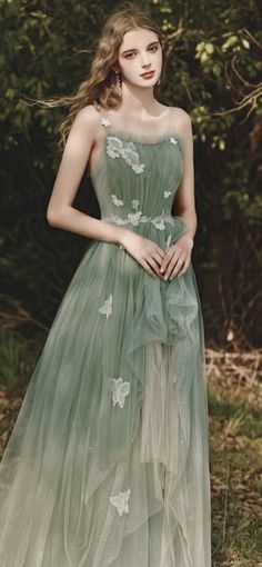 Enchanted Garden Prom Dress, Enchanted Garden Prom, Garden Prom Dress, Garden Prom Dresses, Enchanted Forest Dress, Fairy Dress Aesthetic, Themed Prom Dresses, 50 Aesthetic, Enchanted Dress