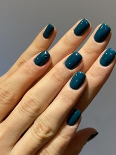 Dark Teal Chrome Nails, Teal Nails Fall, Dark Aqua Nails, Fall Teal Nails, Peacock Blue Nails, Short Teal Nails, Teal Nails Turquoise, Petrol Nails, Dark Turquoise Nails