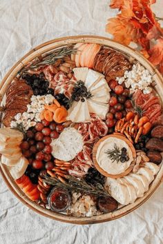 Fall is the perfect time to get creative with your charcuterie boards. This post shows the best fall charcuterie board ideas! Autumn Charcuterie Board, Equinox Party, Mother Blessing, Cookbook Club, Fall Charcuterie