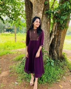 Grape Colour Churidar, Umbrella Churidar Models, Chudidhar Models, Stylewe Dresses, Anarkali Dress Pattern, Frock Patterns, Designer Kurti Patterns