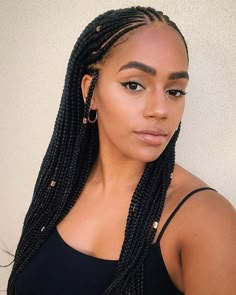 Simple and Stylish Fulani Braids Classy Braids, Undercut Haircut, Long Box Braids, Braids Twist, Fulani Braids, Braids With Beads, Cool Braid Hairstyles, Cool Braids, Girl Braids