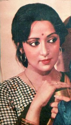 Bengali Woman, Old Bollywood Actress, Mid Night, Classic Cinema, Bridal Makeover, Bollywood Updates