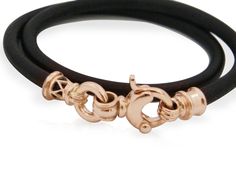 Beautifully handcrafted bracelet, leather combined with gold 9k closure bracelet. Substantial 5-mm leather cord bracelet clasp that's also decorative. This unisex bracelet, stylish enough for a woman and rugged enough for a man, comes in your choice of either natural leather brown or black leather. Standard women's size is 7 inches; men's, 8 inches, but if you need a different length, please let me know so that I can make to fit you. express shipping free door to door. cremer dani Israeli jewelr Leather Silver Bracelet, Mens Designer Jewelry, Leather Cord Bracelets, Handmade Leather Bracelets, Brown Leather Bracelet, Black Leather Bracelet, Handcrafted Bracelets, Unisex Necklace, Bracelet Leather