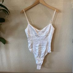 Zara White Satin Corset Bodysuit Nwt. New With Tag Approximate Measurements: Pit To Pit 15” Length From Top Back 21” White Satin Corset, Mermaid Bodysuit, Glitter Bodysuit, Bustier Bodysuit, Black Bodysuit Longsleeve, Corset Bodysuit, Zara Tank Top, Zara Bodysuit, Blue Bodysuit