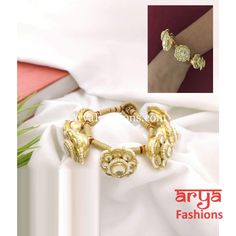 Rajwadi Kundan Bracelet/Bridal Indian Bracelet/Jadau Polki Bracelet Bangle White Jadau Bracelet, Polki Bracelet, Kundan Bracelet, Bracelet Indian, Ruby Bangles, Golden Thread, Traditional Attire, Kundan Jewellery, American Diamond