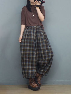 Style: Street Material: Cotton Pattern: Plaid Length: Ninth Pants/Skirts Closure Type: Button Silhouette: Loose Gender: Female Season: Winter #pants #trousers #plaid #tartan Loose Outfits For Women Casual, Soft Grunge Outfit Ideas, Pants That Look Like Skirts, Pants Under Skirt Outfit, Baggy Button Up Shirt Outfits, Comfortable Stylish Outfits, Patterned Pants Outfit, Soft Grunge Outfit, Granola Style