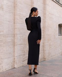 Fabric: Crepe Cotton 75%, Polyester 20%, Elastane 5% Queen anne neckline Puff-sleeve Long sleeve Front slit Zipper lock at the back Midi length Queen Anne Neckline, Zipper Lock, Puff Sleeve Midi Dress, Sleeve Midi Dress, Queen Anne, Black Midi Dress, Midi Length, Puff Sleeve, Midi Dress