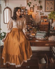 Practical Cottagecore Outfits, French Cottagecore Fashion, Cottagecore Closet Ideas, Cottagecore Fall Fashion, Cottagecore Summer Dress, Cottagecore Outfits Midsize, Cottagecore Outfits Ideas, Cottagecore Boho Outfits, Whimsical Academia Outfits