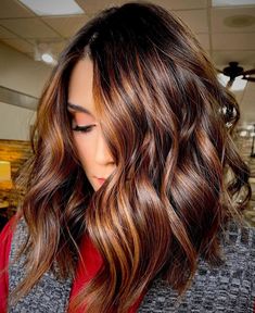 50 Dainty Auburn Hair Ideas to Inspire Your Next Color Appointment - Hair Adviser Auburn Brown Hair With Highlights, Auburn Brown Hair, Deep Auburn Hair, Light Auburn Hair Color, Brown Auburn Hair, Auburn Red Hair, Light Auburn Hair, Dark Auburn Hair, Auburn Balayage