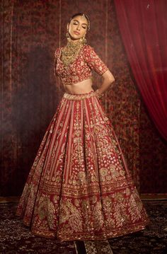 Mera Aesthetic, Lehanga Bridal, Bridal Choli, Indian Bridal Wear Red, Best Bridal Lehenga, Red Wedding Lehenga, Lehenga Embroidery, Red Bridal Lehenga, Latest Bridal Lehenga Designs