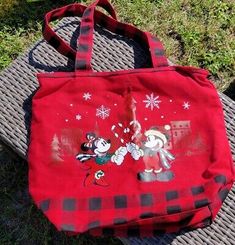 Disney Tote Bags, Disney Tote, Disney World Christmas, Minnie Mouse Christmas, Minnie Christmas, Holiday Tote Bag, Disney Bags, Mickey And Minnie Mouse, Disney Bag