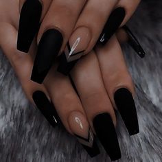 Black Acrylic Nails Coffin Design Simple, Trendy Nail Ideas Simple Black, Classy Black Nails Coffin, Black Ballerina Nails Long, Nails Acrylic Aesthetic Grunge, Long Dark Nails Inspiration, Black Prom Nails Coffin, Simple Acrylic Nail Designs Classy, Dark Coffin Acrylic Nails