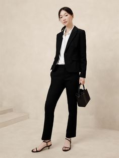 Stretch Twill Ryan Classic Blazer | Banana Republic Factory Women's Work Clothes, Travel Blazer, Scandi Fashion, Clothes Business, Classic Blazer, Banana Republic Factory, Work Clothes, Work Outfits Women, Business Attire