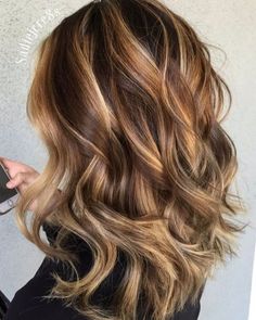 Brown Foiled Hair, Shadow Root And Highlights, Carmel Foils On Brown Hair, Melted Brown Hair Balayage, Shag Hairstyle With Highlights, Brunette Thinning Hair, Rich Blonde Highlights, Caramel Highlights For Brunettes, Multitone Brown Hair