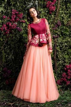 Lehengas Wedding, Long Blouse Designs, Indian Outfits Lehenga, Long Gown Design, Lehnga Dress, Lehenga Blouse Designs, Indian Party