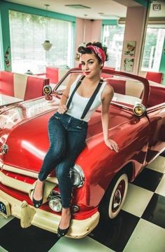 Pinup Photoshoot, Cars Photography, Pin Up Vintage, Rockabilly Girl, Pin Up Photos