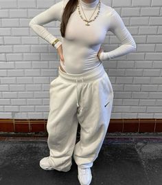 Dancer Fits, Pasha Style, Woman Streetwear, Outfit Streetwear, Baggy Style, Outfit Inspo Casual, Fits Inspo