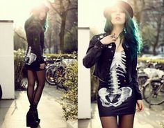 Rocking that skeleton dress Total Beauty, Hair Accessories Boho, Beauty Tips For Hair, Social Media Accounts, Emo Outfits, Diy Hair Accessories