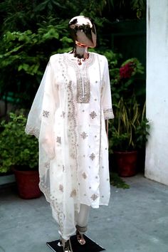 white gota patti  embroidered Kurta with Trousers with dupatta Pakistani Salwar Kameez / Indian Wedding Dress / Plus Size Cotton Dress Traditional Indian Wear / Salwar Kameez Dupatta / Kurti Palazzo Set The set contains: 1 Kurta 1 Palazzo  Colour: off white Kurta design: * Ethnic motifs embroidered * Straight shape * Panelled style * Round neck, three-quarter regular sleeves * 1 pockets gotta patti detail * Calf length length with straight hem * Poly silk machine weave fabric Trousers design: * Elegant White Kurta With Zari Work, Unstitched White Chanderi Sets, Fitted Gota Work Kurta For Wedding, White Chanderi Sets For Eid, Festive White Chanderi Sets, Elegant White Traditional Wear For Festive Occasions, Elegant White Traditional Festive Wear, Elegant White Embroidered Fabric For Celebrations, Summer Wedding Sets With Resham Embroidery