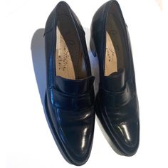 Nwot Vintage Joan Helpern Signature Black Leather High Heeled Loafer Size 41 Or Us 10 3” Heel Made In Italy Beautifully Made And Classic Style. #Joanhelpern #Leathershoe #Loafer #Leather Medium Width Slip-on Court Shoes For Office, Slip-on Almond Toe Court Shoes For Office, Slip-on Dress Shoes With Almond Toe For Office, Slip-on Closed Toe Court Shoes For Work, Formal Closed Toe Court Shoes For Fall, Classic Round Toe Office Heels, Classic Closed Toe Court Shoes For Formal Occasions, Classic Round Toe Heels For Office, Classic Closed Toe Heels For Business Casual