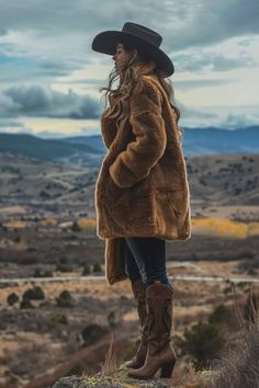 65+ Brown Cowboy Boots Outfits for Fall: The Only Guide You’ll Need - From The Guest Room Fur Coat Cowboy Boots, Big Sky Montana Fall, Cowgirl Boots Jeans, Brown Cowboy Boots Outfit, Western Winter Outfits, Texas Culture, Coats Outfits, Country Winter, Cowgirl Style Outfits