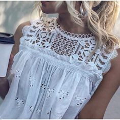 S New Boho White Crochet Lace Boho Folk Blouse Top Tank Vtg 70s Ins Womens SMALL | eBay White Boho Top, High Neck Lace Top, Crochet High Neck, Knit Summer, Feminine Chic, High Neck Tank Top, Summer Blouses, Boho Top, White Eyelet